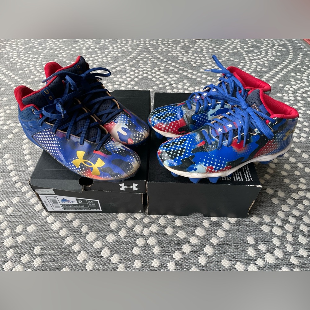 Under Armour Cleats Boys 5 Red White Blue 5Y UA spotlight USA football shoes